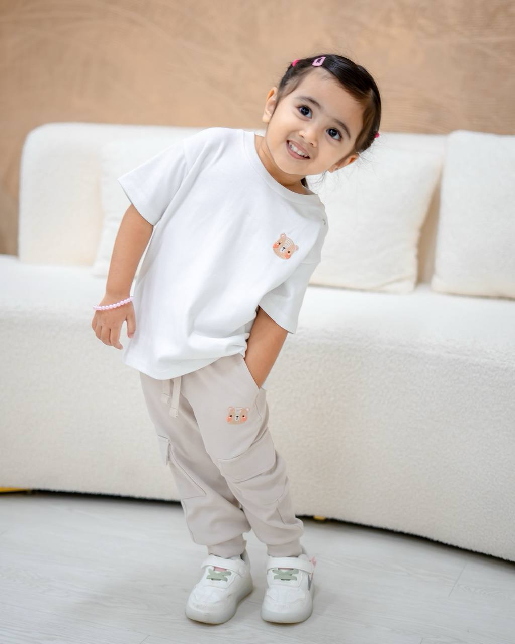 LEBEAR UTILITY JOGGER PANTS IN BEIGE