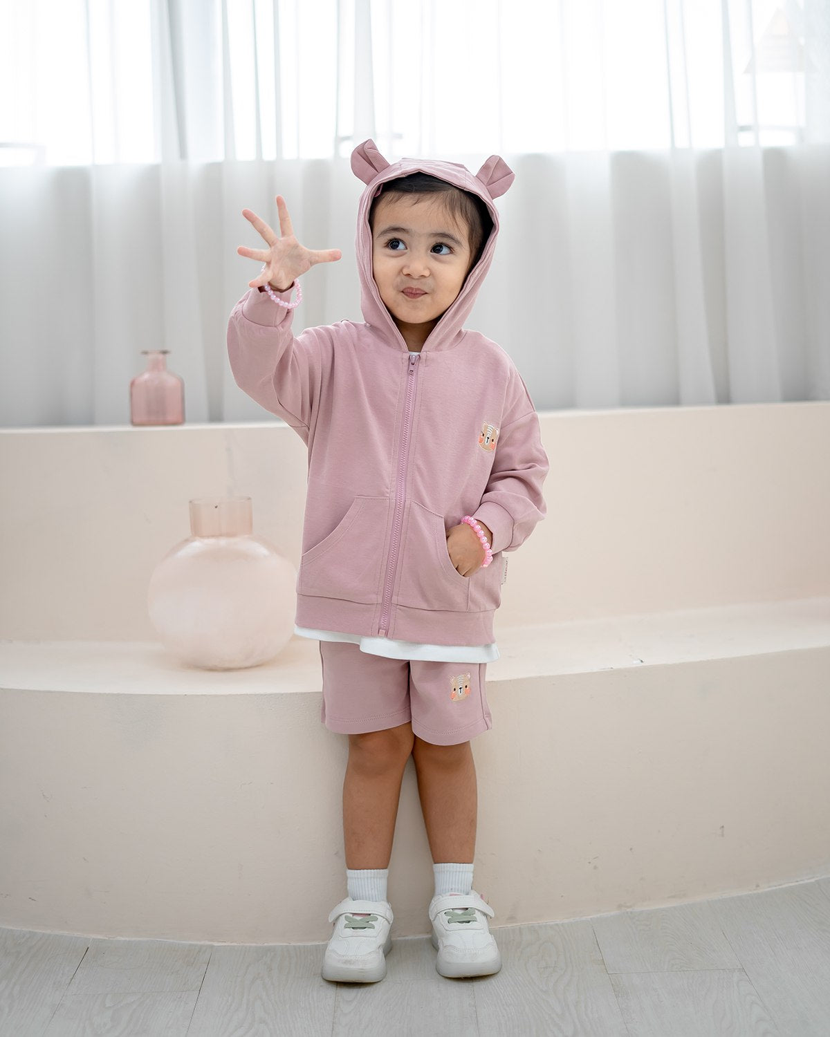 VOYABEAR HOODED JACKET IN TEA ROSE