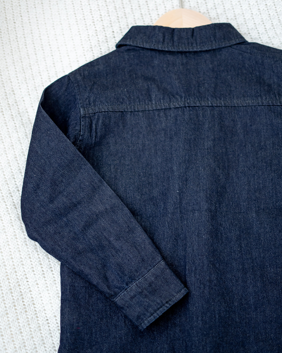 LEBEAR DENIM SHIRT IN DARK WASH