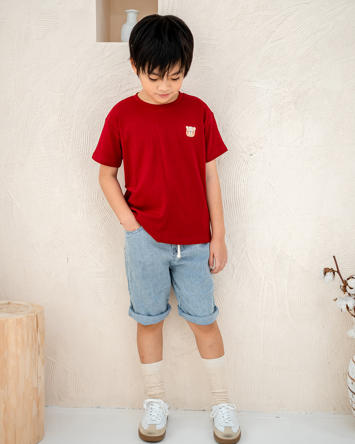 LEBEAR SIGNATURE EMBROIDERY TEE IN RED