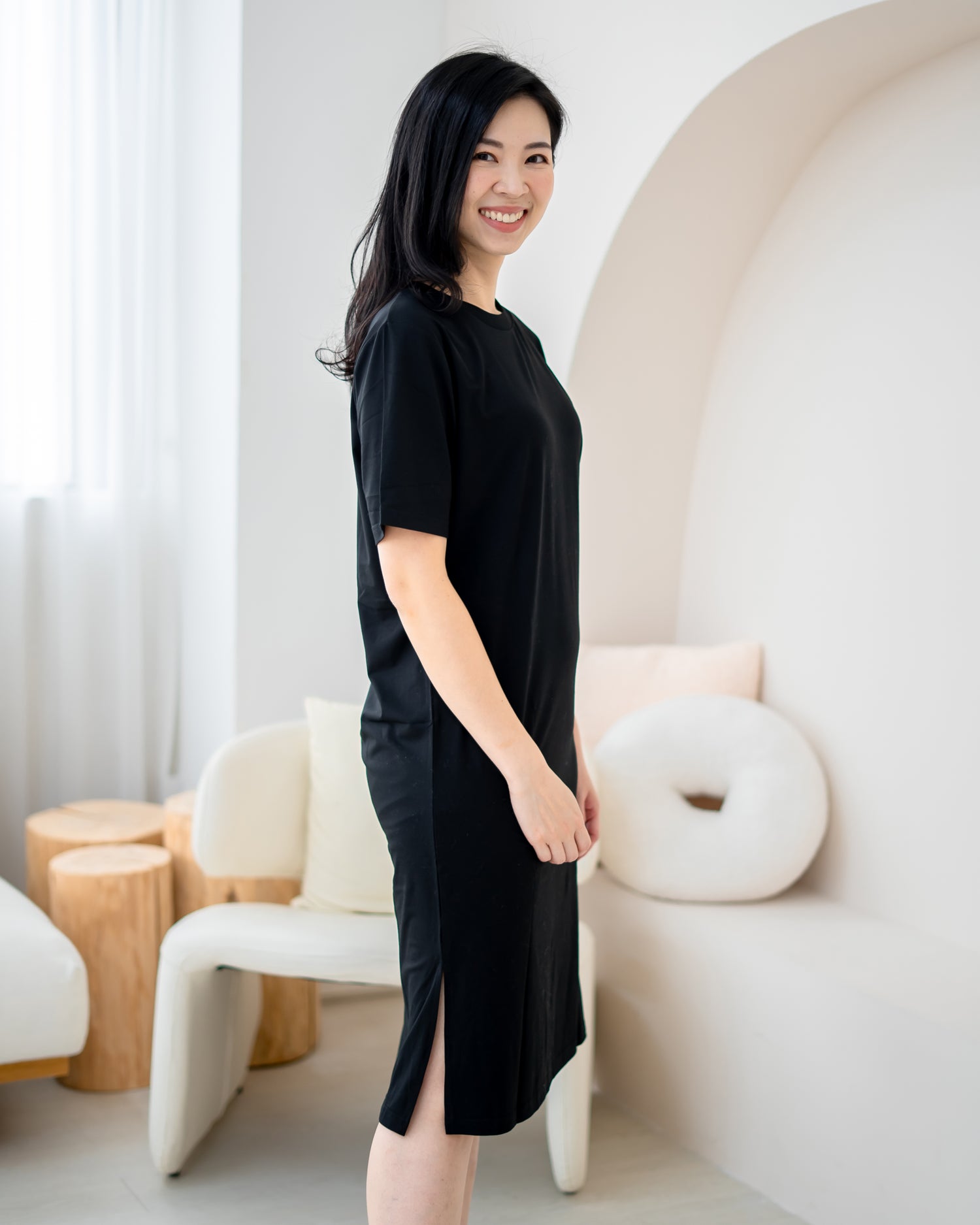 LeBear Easy Slit TENCEL™ Dress black side profile relaxed fit soft breathable women casual lounge dress