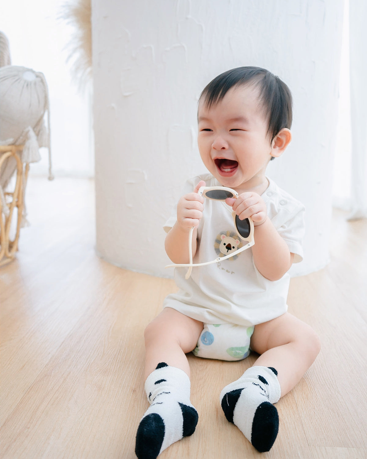 Roar Top in Light Cream