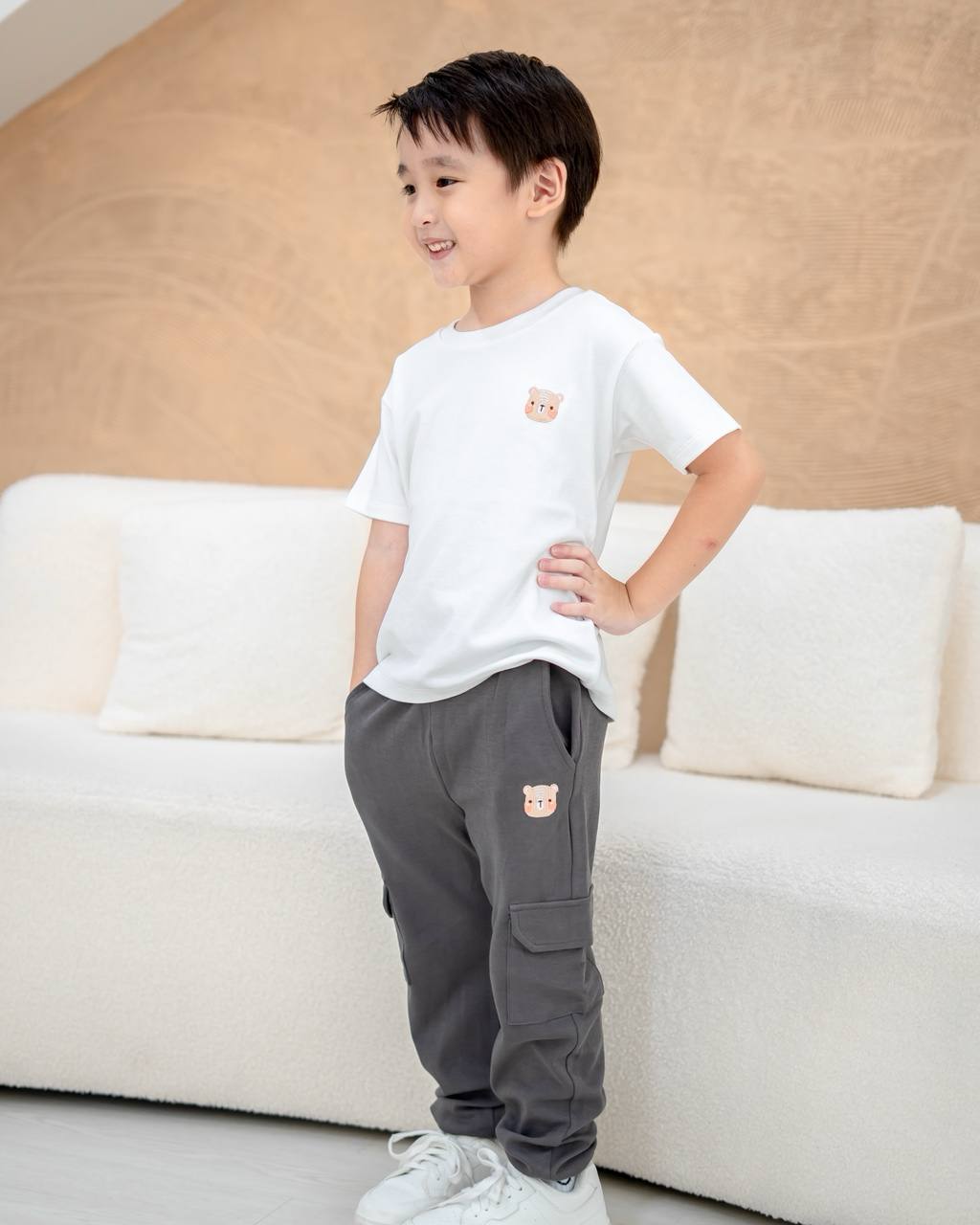 LEBEAR UTILITY JOGGER PANTS IN CHARCOAL