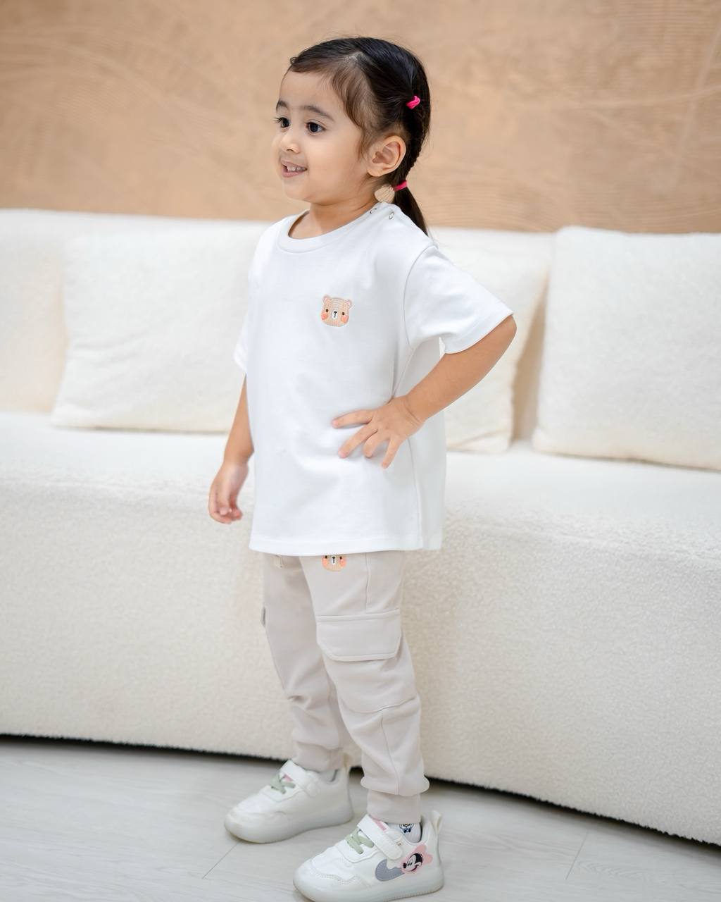 LEBEAR UTILITY JOGGER PANTS IN BEIGE