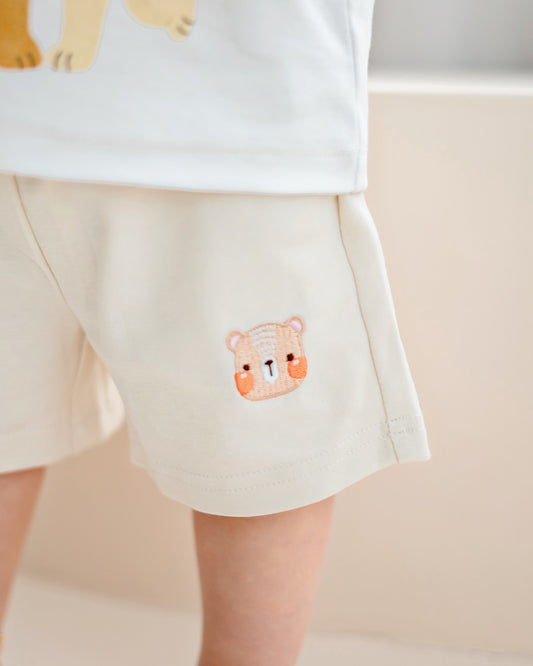 LEBEAR EMBROIDERY JOGGER SHORTS IN SAND BEIGE