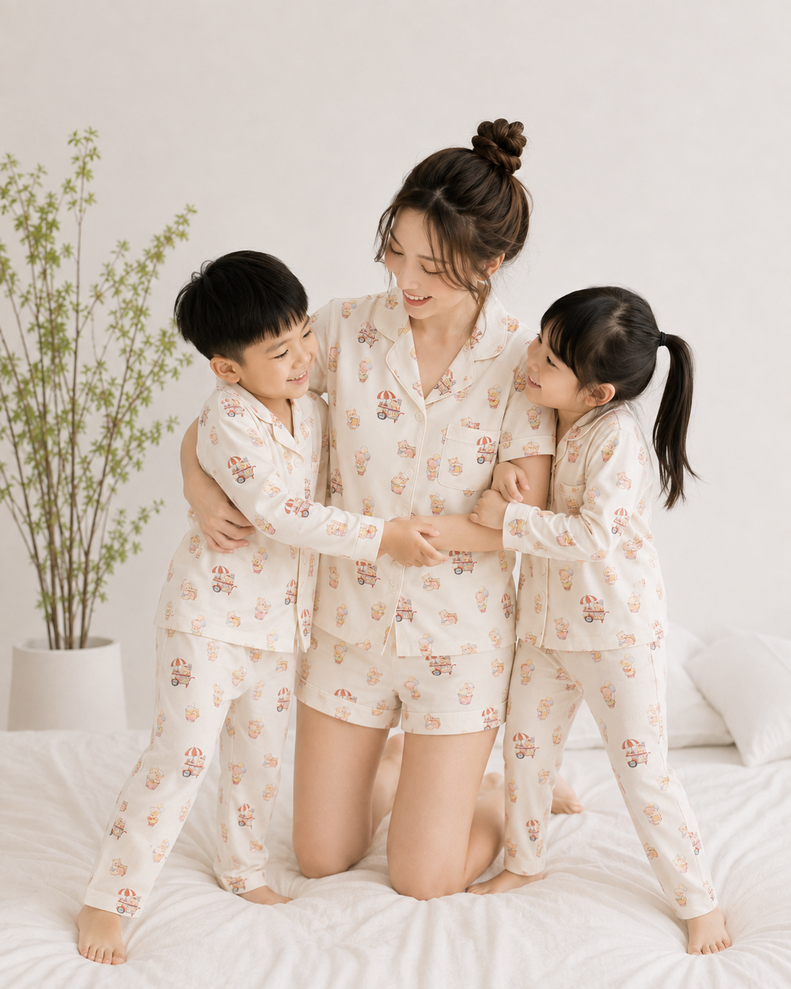 (PRE ORDER) UNCLE BEAR ICE CREAM TRUCK ADULT BAMBOO PYJAMAS SHORTS SET
