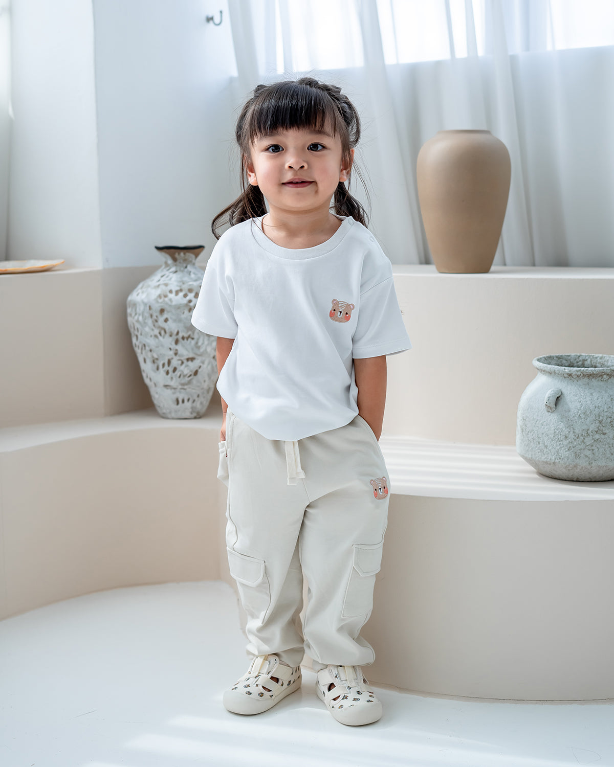 LEBEAR UTILITY JOGGER PANTS IN SAND BEIGE