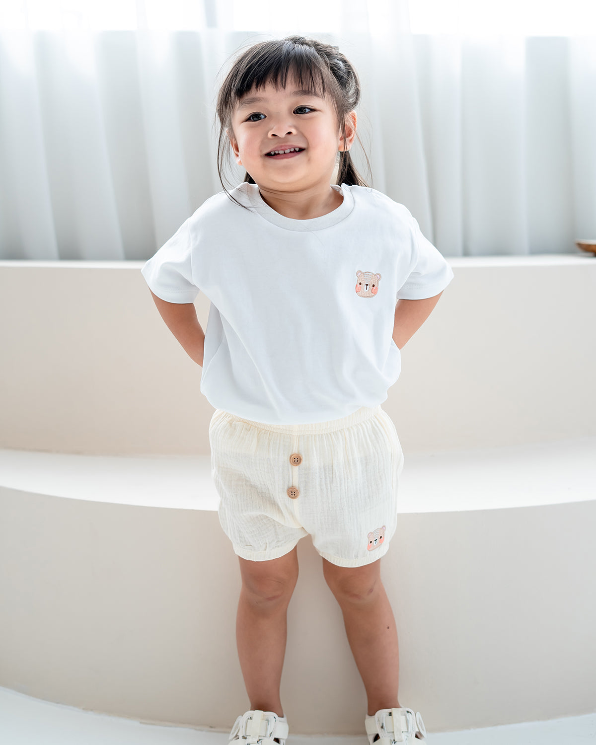 LEBEAR EMBROIDERY PUMPKIN SHORTS IN CREAM BEIGE