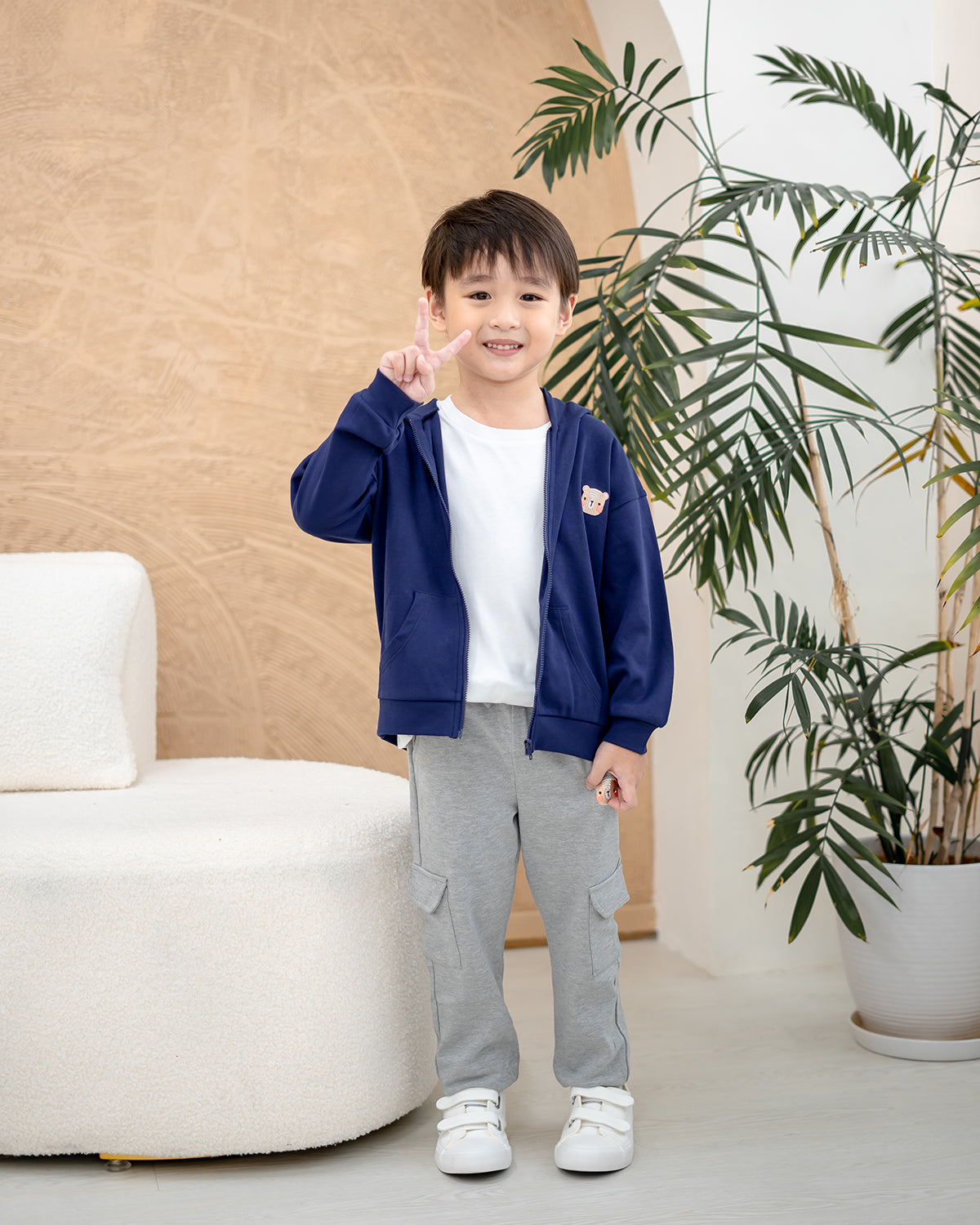 VOYABEAR HOODED JACKET IN DEEP SEA NAVY