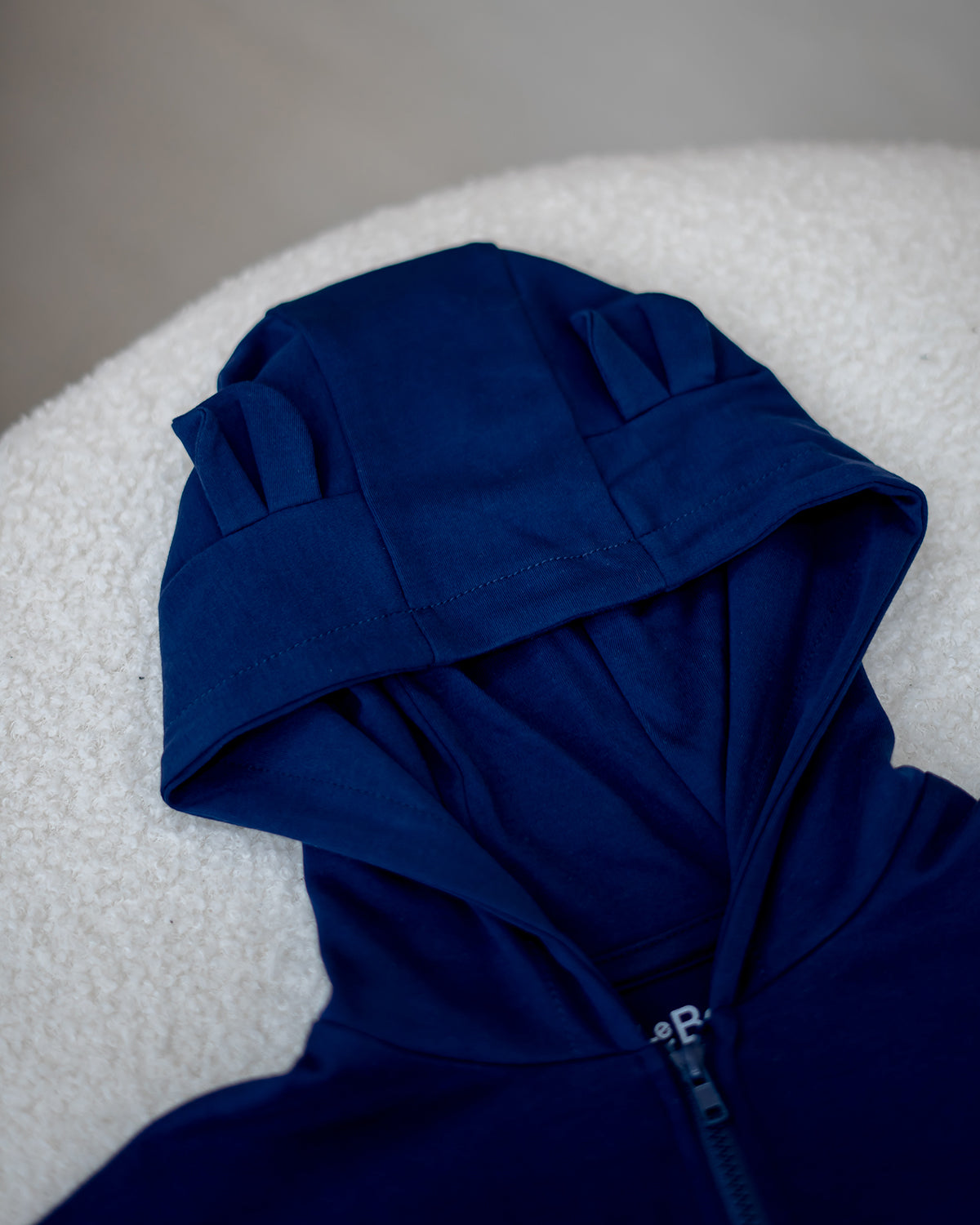 VOYABEAR HOODED JACKET IN DEEP SEA NAVY