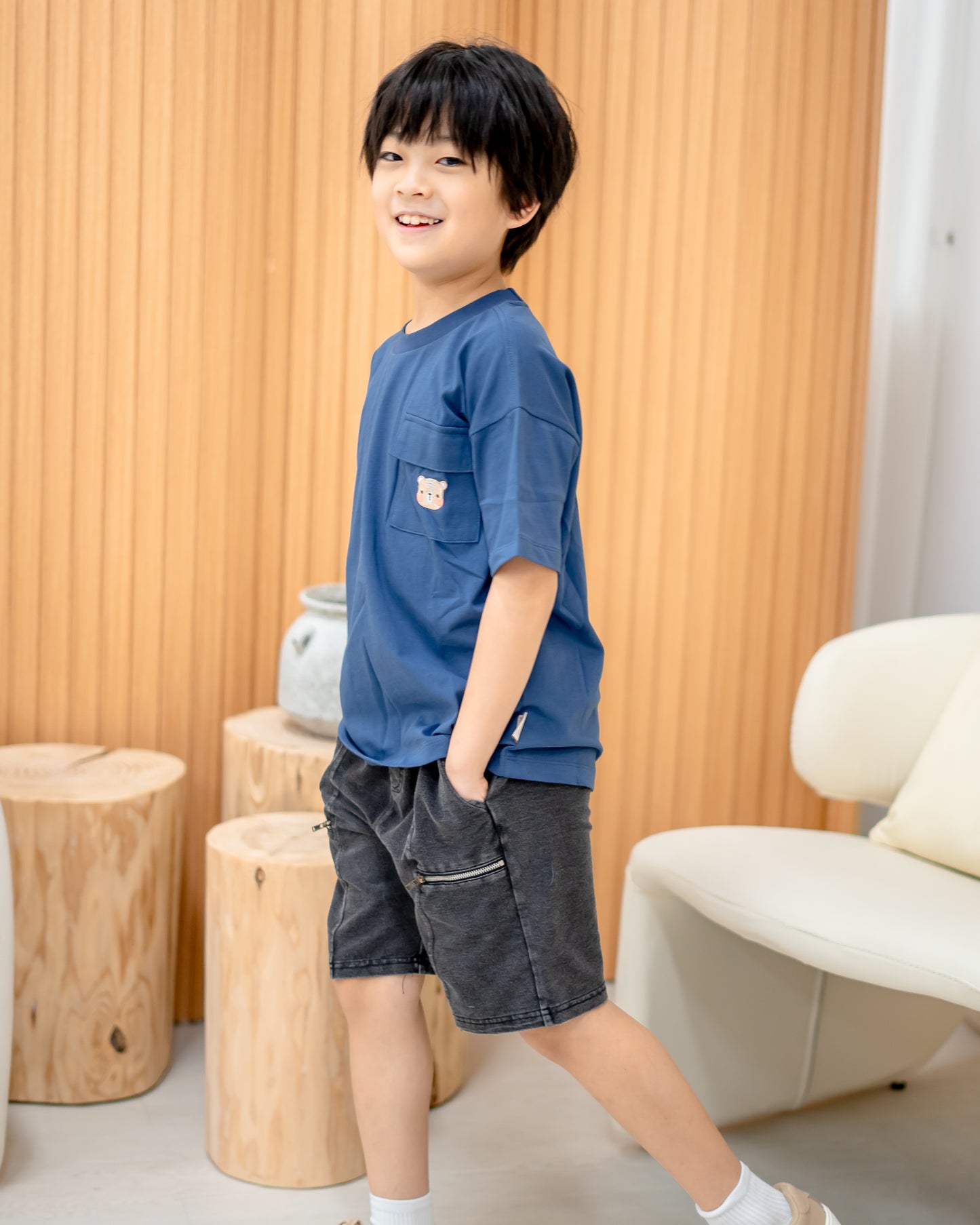 LEBEAR KIDS OVERSIZED POCKET TEE IN ROYAL BLUE