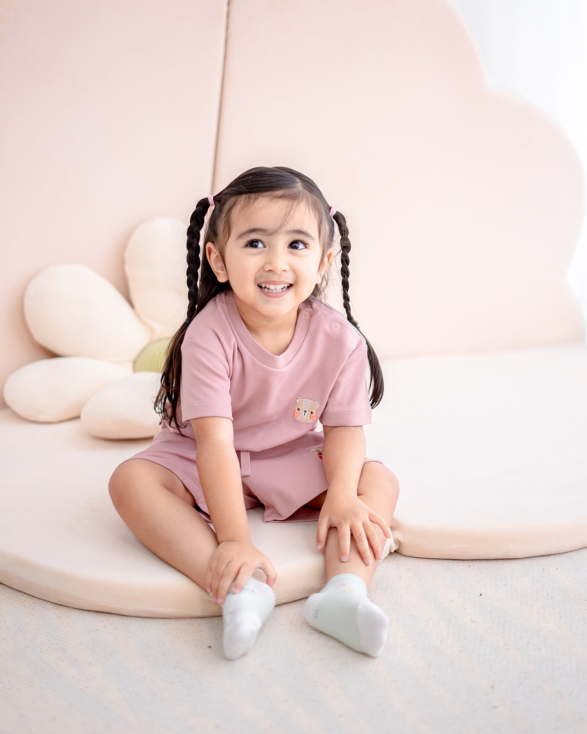 LEBEAR SIGNATURE EMBROIDERY TEE IN TEA ROSE
