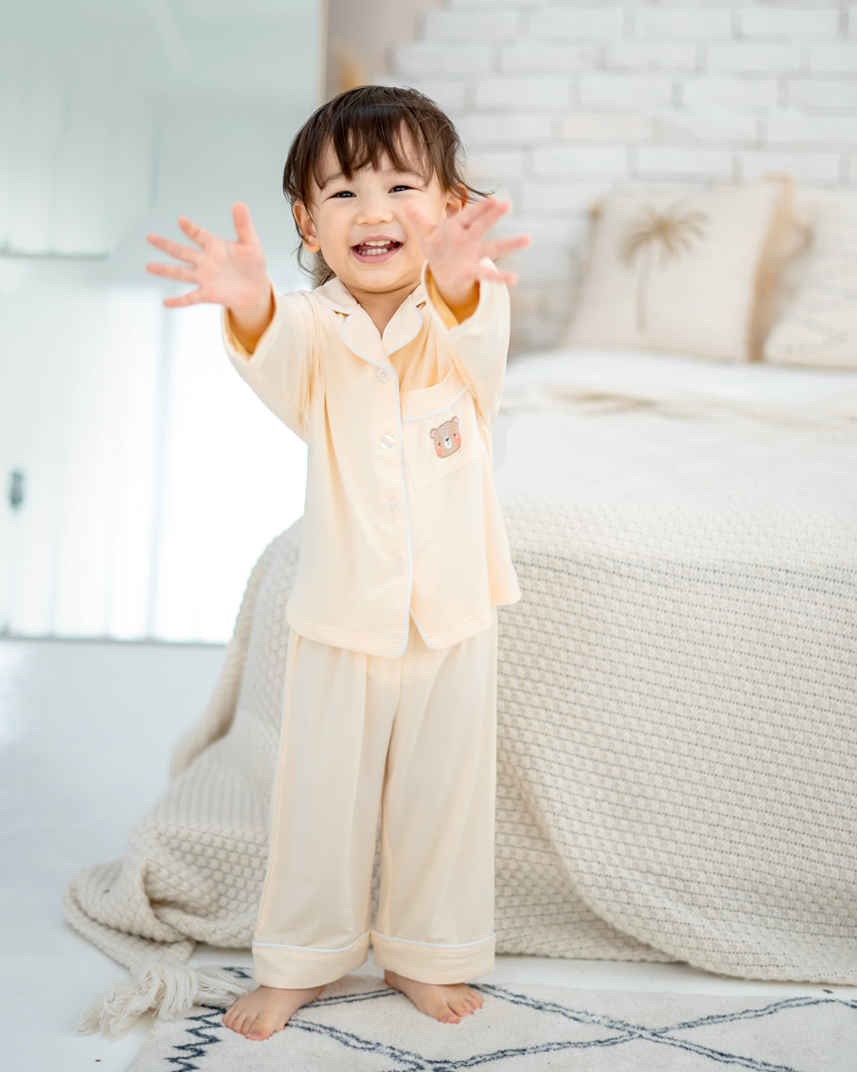 LEBEAR LUXE COMFORT PYJAMAS IN CREAM