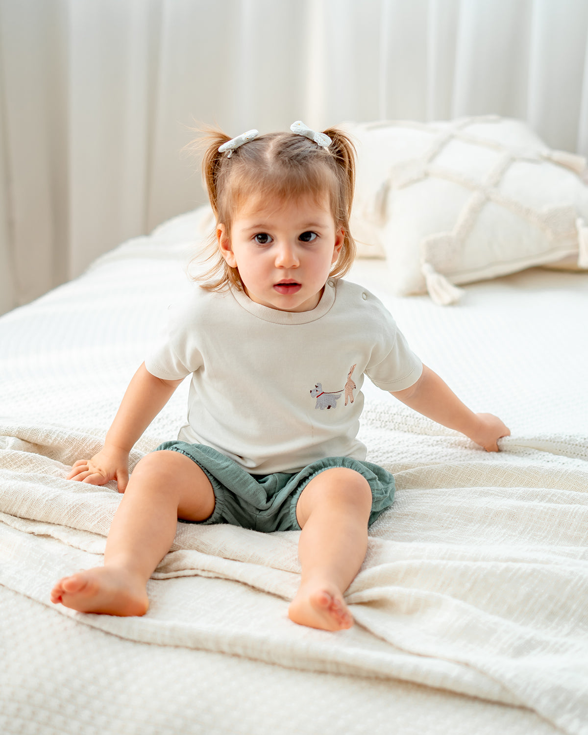 BEAR & PUP EMBROIDERY TOP