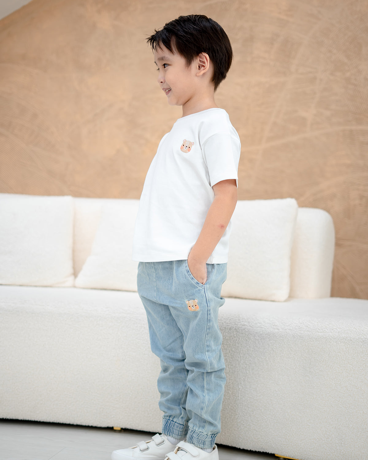 LEBEAR LIGHT WASH DENIM JOGGER