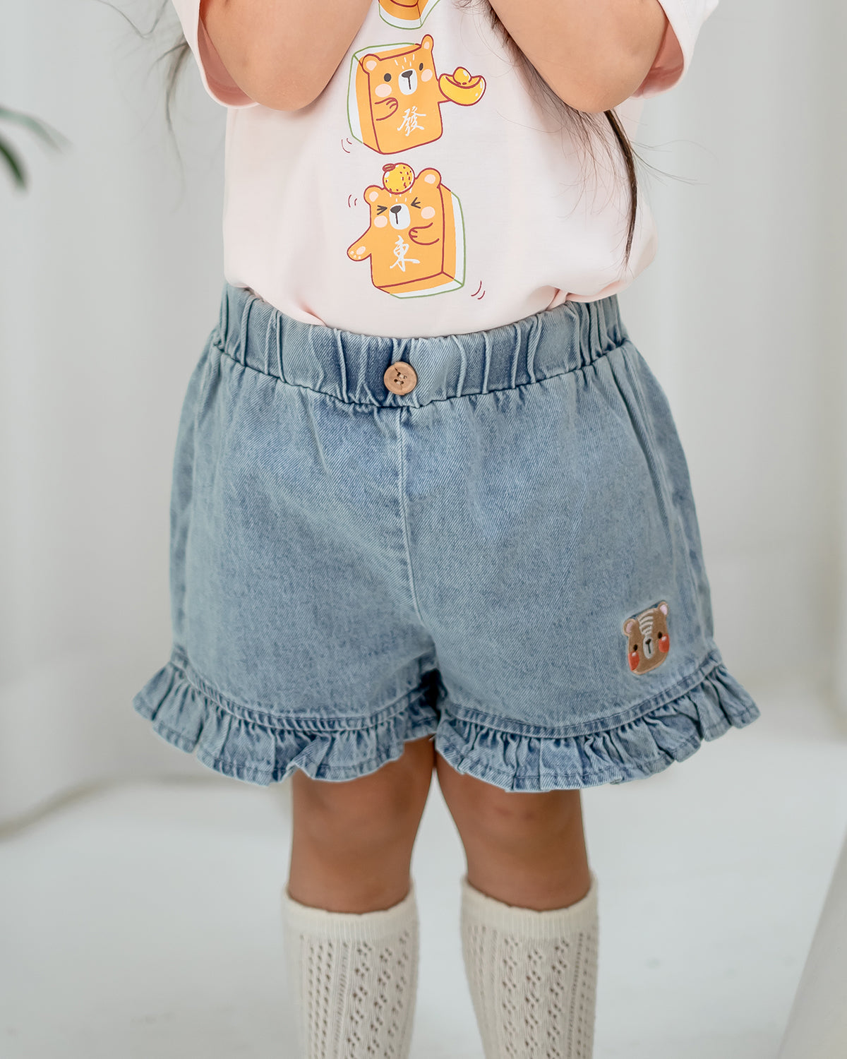 LEBEAR DENIM RUFFLE SHORTS