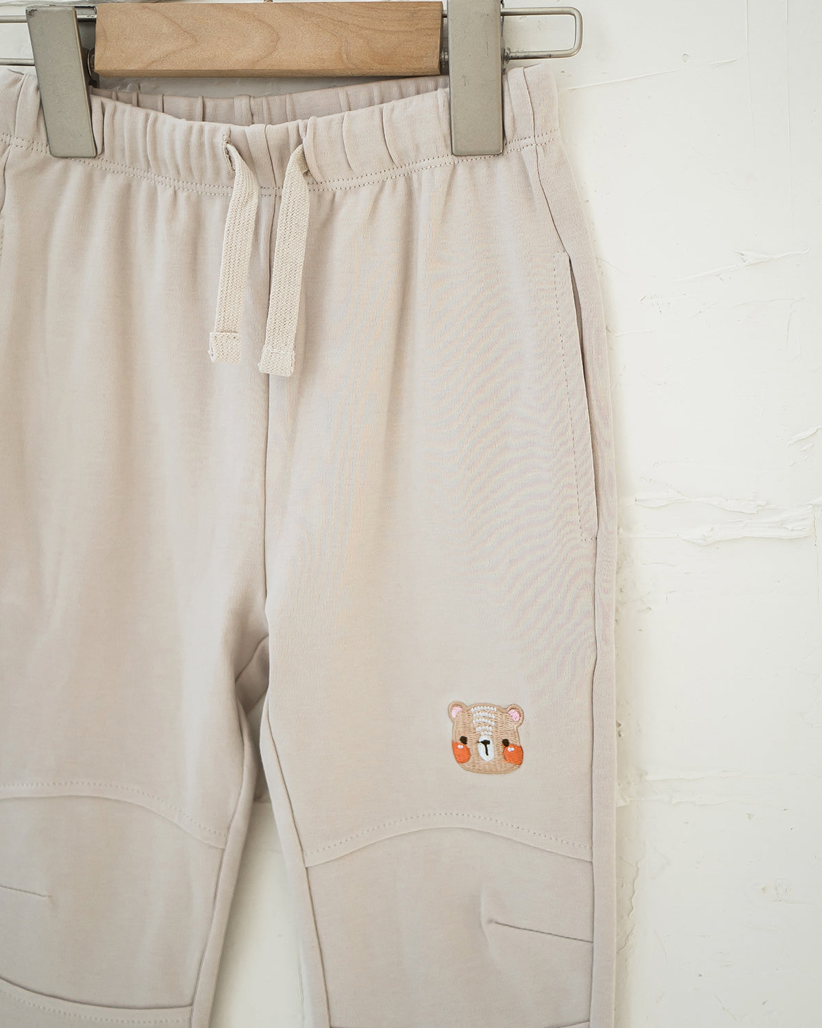 NM X LEBEAR JOGGER PANTS IN BEIGE