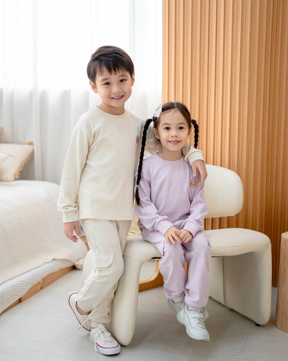 LEBEAR SIGNATURE EMBROIDERY LONG SLEEVE TEE IN SAND BEIGE