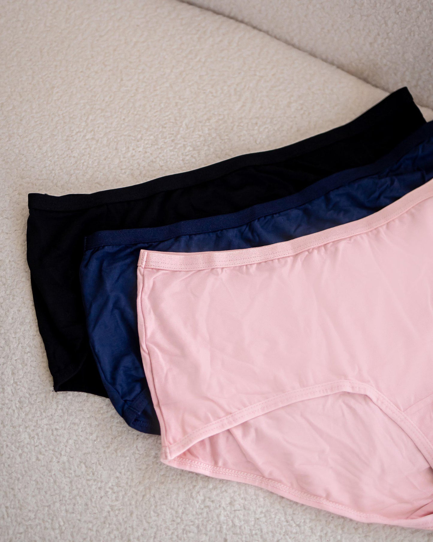 LEBEAR BAMBOO SPANDEX LADIES PANTIES (PACK OF 3)