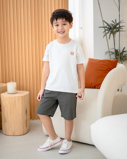 Charcoal Everyday Essential Shorts on child – breathable kids shorts with pockets