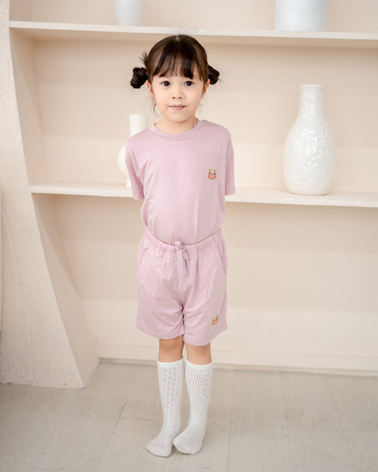 Sustainable kids lilac loungewear made from soft Lenzing TENCEL™ Lyocell fabric, breathable and eco-friendly