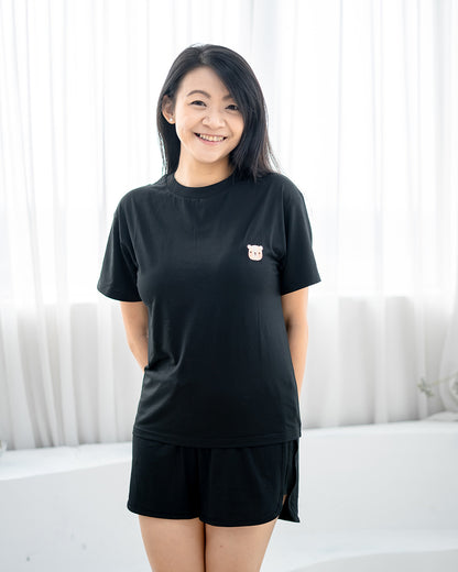 Front view of LEBEAR Ladies TENCEL™ Set in Black — relaxed fit eco-friendly sleepwear.