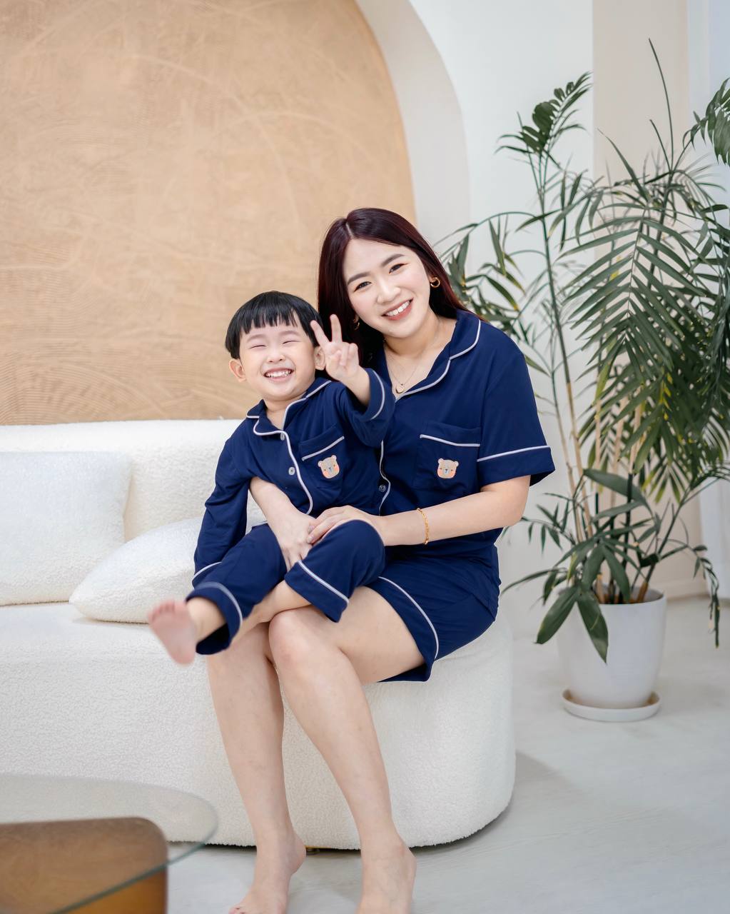 Soft navy bamboo kids pyjamas by Lebear, made with OEKO-TEX certified fabric for comfort
