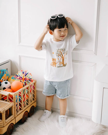 LEBEAR ENCHANTED GARDEN TEE IN WHITE