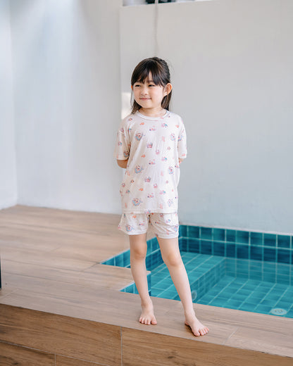 Front view of LeBear Wander & Wonder Kids Lenzing™ TENCEL™ Lounge Set in Seashell Sand.